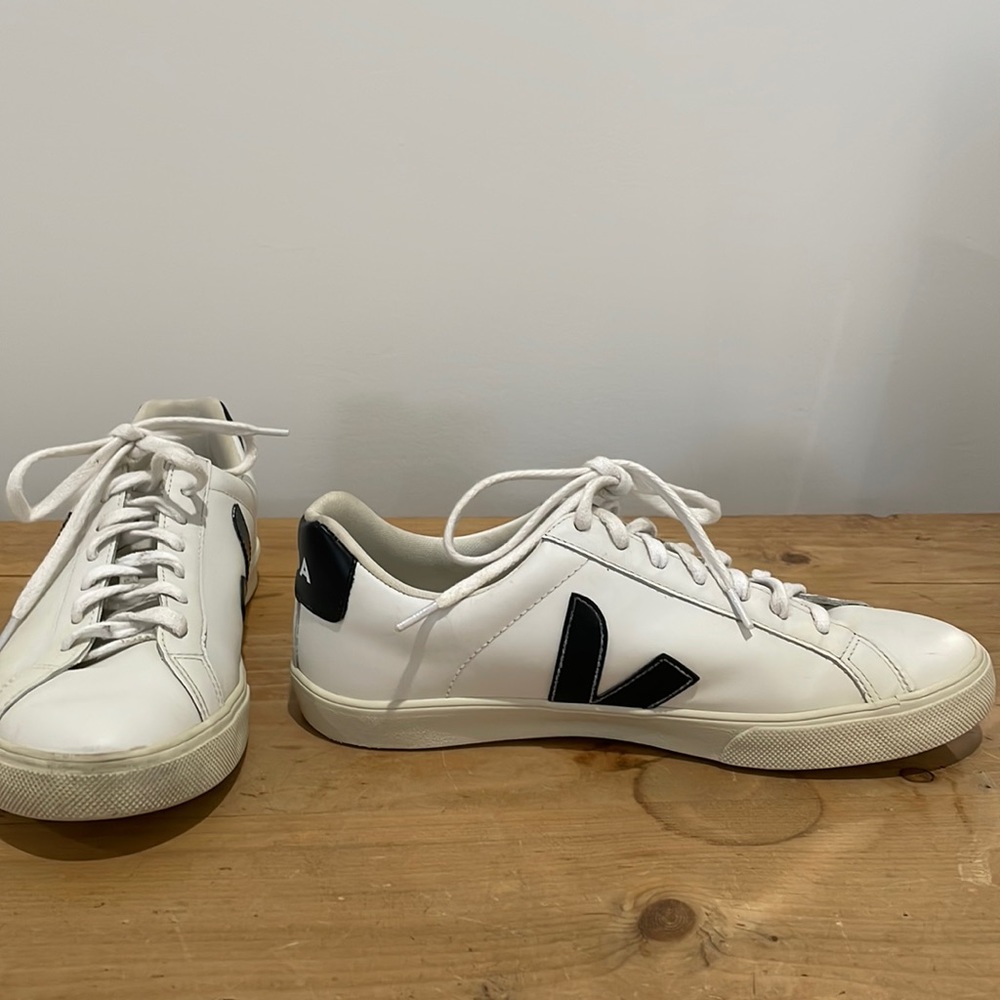 Veja Esplar Sneakers
